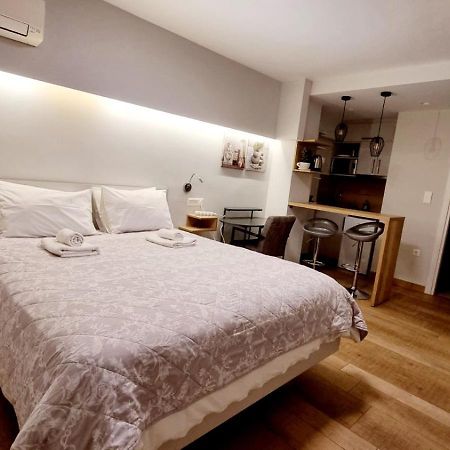 Stylish Studio Near Athens Hilton, Self Check-In! Ngoại thất bức ảnh